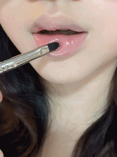 Crystal Glaze Moisturizing Lip Care Sheglam