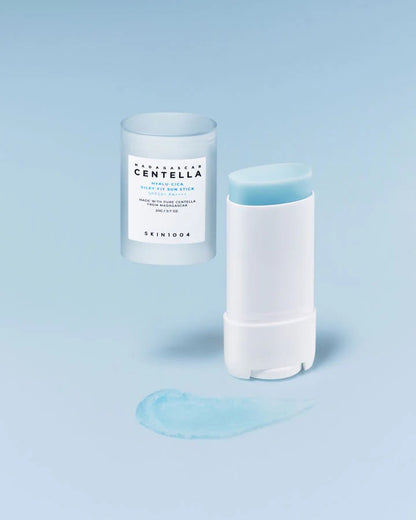 Centella Hyalu-Cica Silk Sun Stick Skin1004 Madagascar