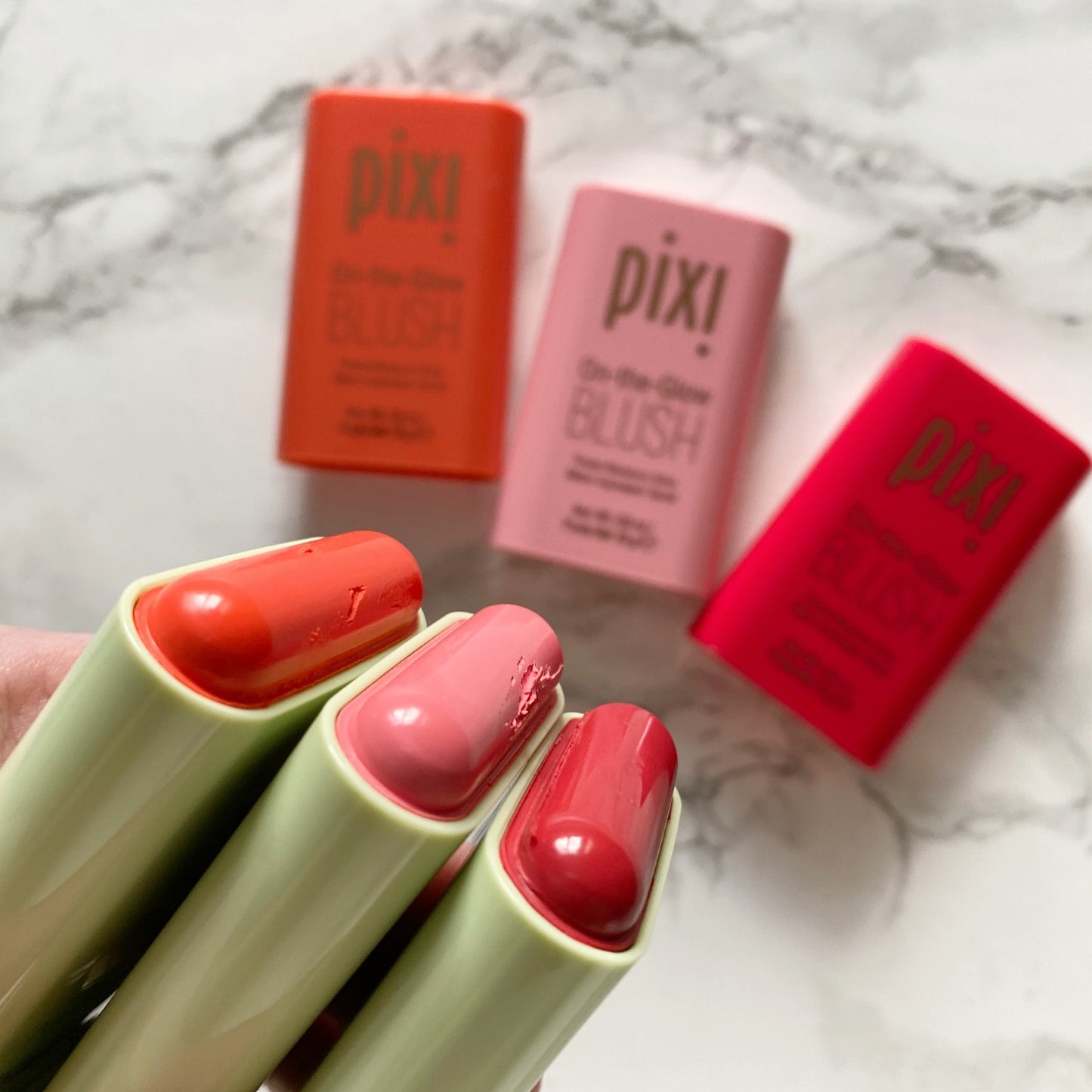 Blush on-the-Glow Pixi by petra