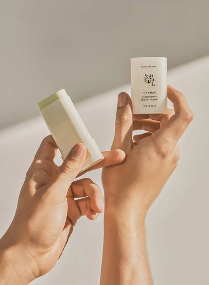 Matte Sun Stick Mugwort + Camelia SPF 50+ Sunscreen Beauty of Joseon