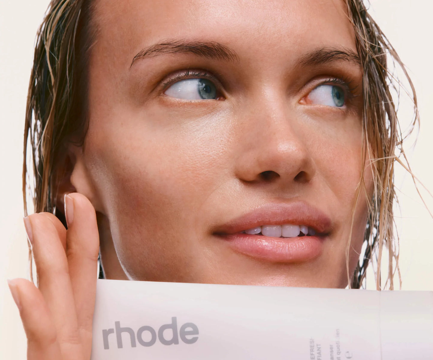 Pineapple Refresh Daily Cleanser Rhode
